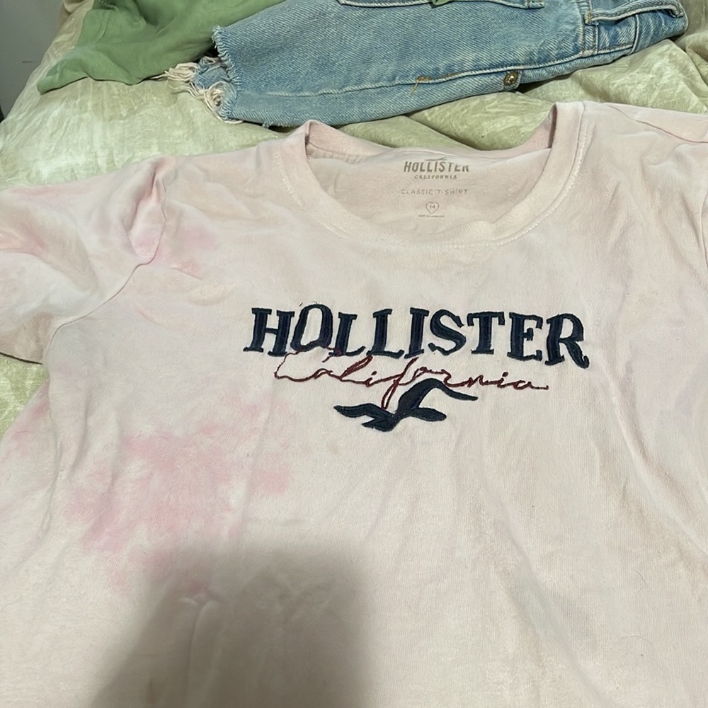 Hollister T-shirt